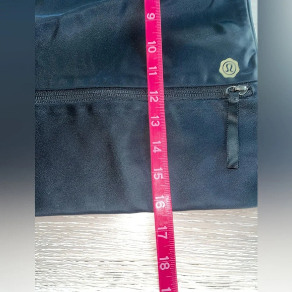 lululemon Seawheeze 2018 Black nylon Drawstring back pack Bag - Picture 4 of 7